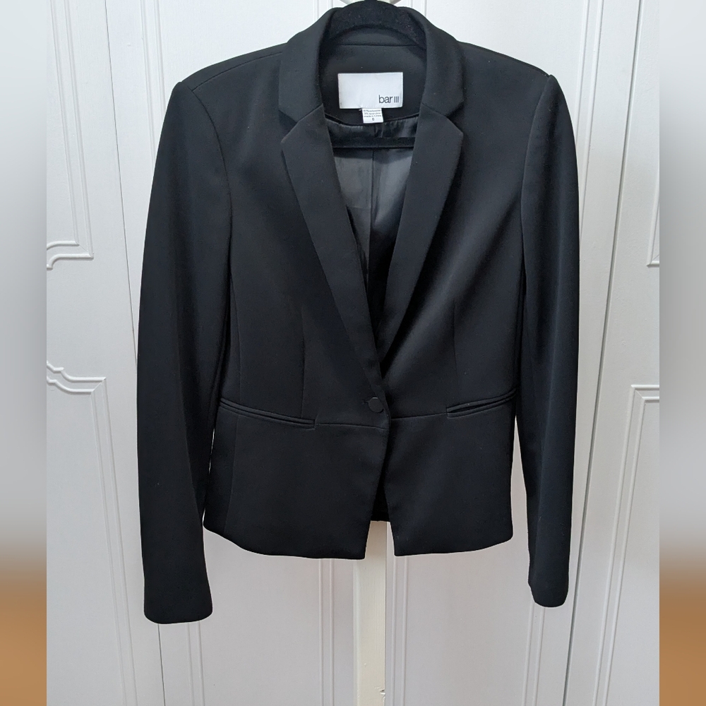 Bar III Elegant Black Women's Blazer Long Sleeves Size 6